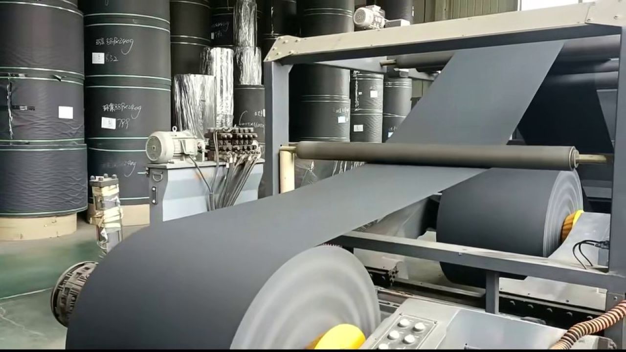 Black cardboard production — paper machine and converting line